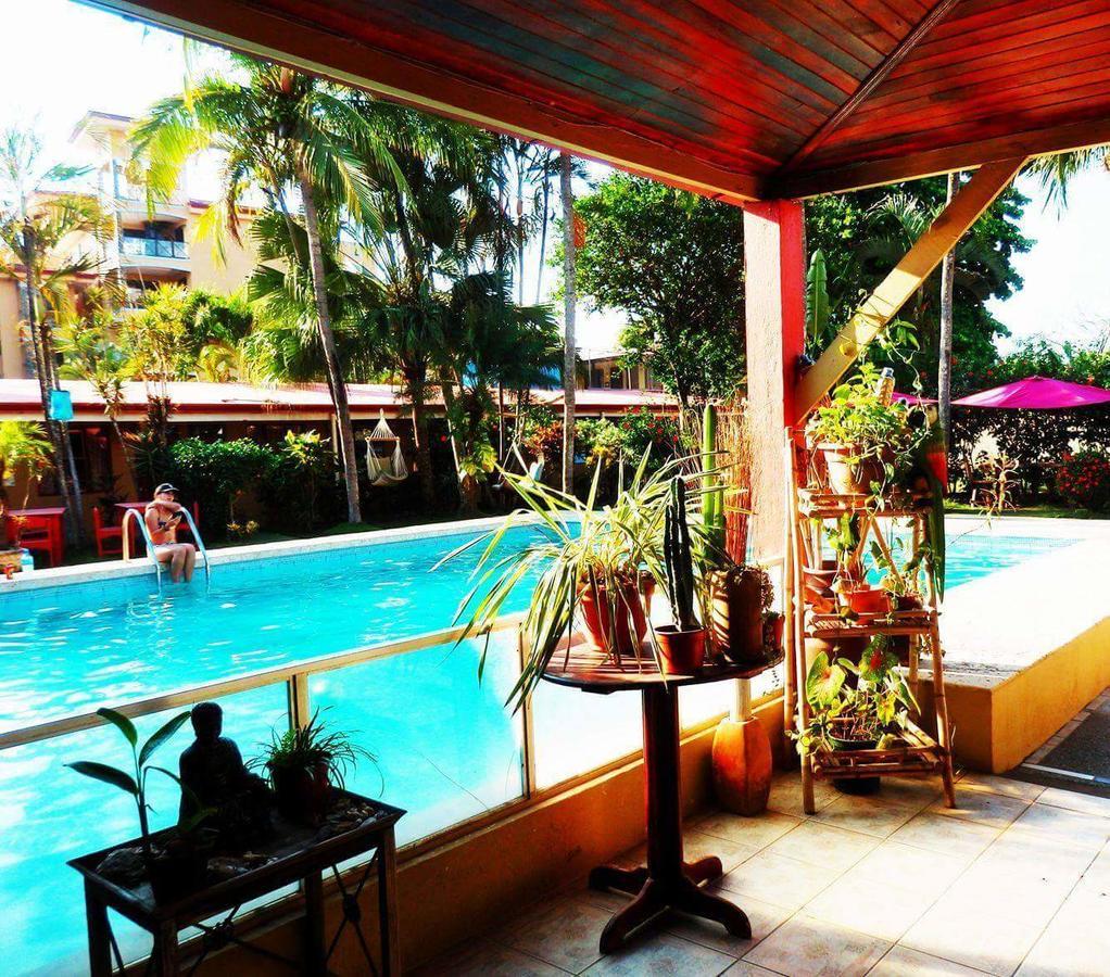 Hotel El Jardin Jacó Esterno foto
