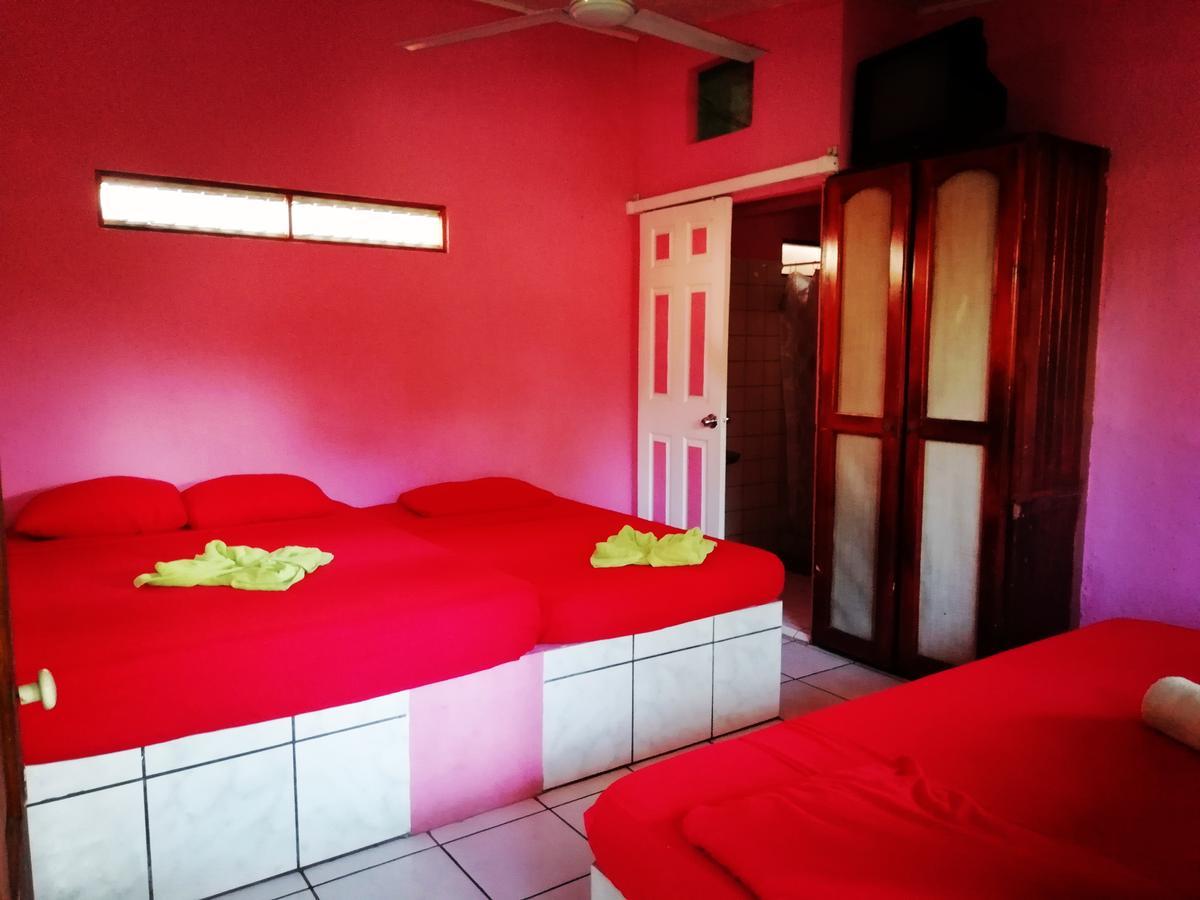 Hotel El Jardin Jacó Esterno foto